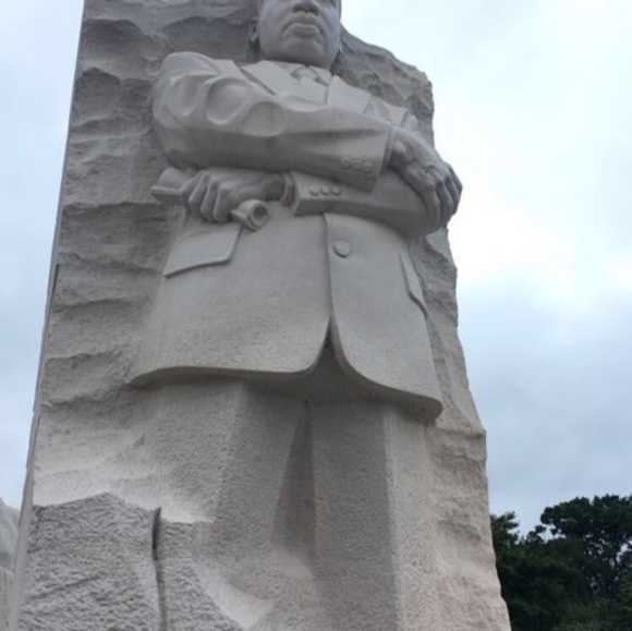 Meet your Posher, Rob - Picture 6 of 6